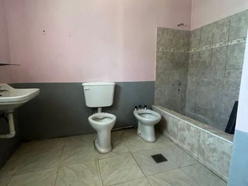 VENTA CASA MAS DEPARTAMENTO EN GUAYMALLEN
