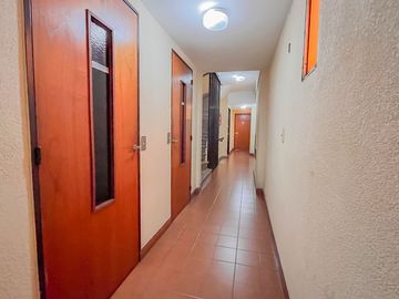 VENTA DEPARTAMENTO 4 AMB C/BALCON -  V. URQUIZA