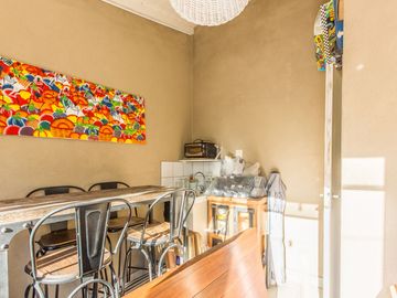VENTA CASA LOTE PROPIO 3 AMB C/ PATIO EN MARTINEZ