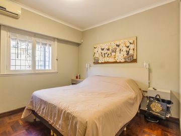 VENTA CASA LOTE PROPIO 3 AMB C/ PATIO EN MARTINEZ