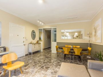 VENTA CASA LOTE PROPIO 3 AMB C/ PATIO EN MARTINEZ