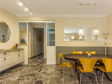 VENTA CASA LOTE PROPIO 3 AMB C/ PATIO EN MARTINEZ