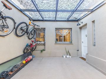 VENTA CASA LOTE PROPIO 3 AMB C/ PATIO EN MARTINEZ