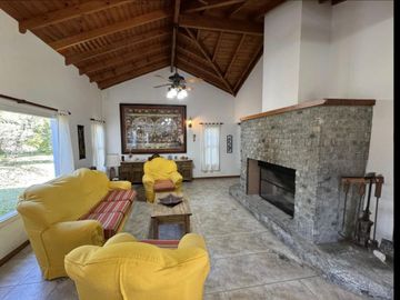 VENTA CASA 4 AMBIENTES LOS CARDALES CHACRA