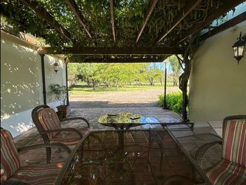 VENTA CASA 4 AMBIENTES LOS CARDALES CHACRA