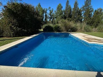 VENTA CASA 4 AMBIENTES LOS CARDALES CHACRA