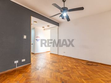 VENTA 2 AMB PLAZA FLORES SUBTE TREN BALCÓN