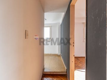 VENTA 2 AMB PLAZA FLORES SUBTE TREN BALCÓN