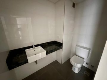 Venta Oficina Av Libertador Belgrano Piso Alto Río