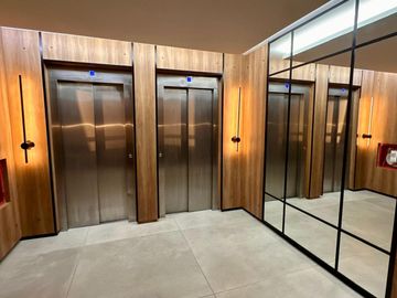 Venta Oficina Av Libertador Belgrano Piso Alto Río