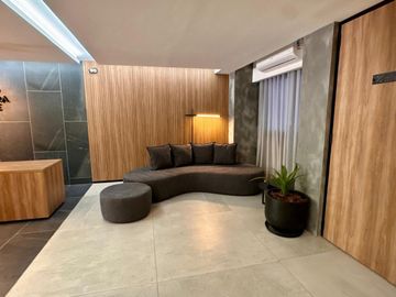 Venta Oficina Av Libertador Belgrano Piso Alto Río