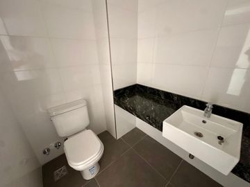 Venta Oficina Av Libertador Belgrano Piso Alto Río