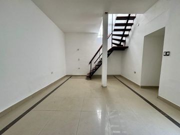 Venta PH 3 Amb con PATIO y TERRAZA