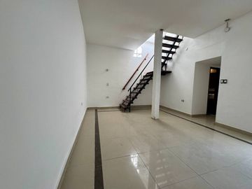 Venta PH 3 Amb con PATIO y TERRAZA
