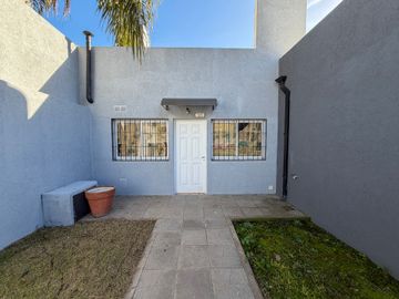 VENTA PH 3 AMBIENTES A ESTRENAR COCHERA PATIO
