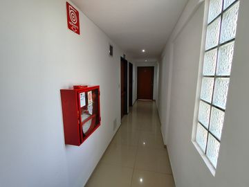 OFICINA CONSULTORIO ALQUILER 2 AMB BALCON