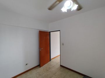 OFICINA CONSULTORIO ALQUILER 2 AMB BALCON