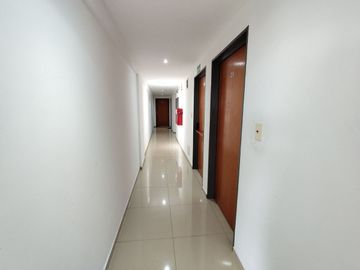 OFICINA CONSULTORIO ALQUILER 2 AMB BALCON
