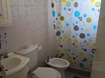 VENTA CASA 3 DORMITORIOS EN BARRIO PUNTA NORTE