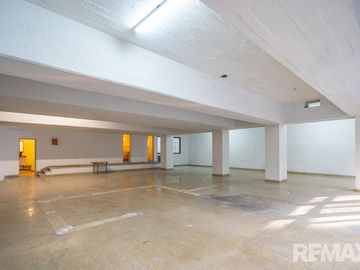 Alquiler Local y Oficina Microcentro 430m²