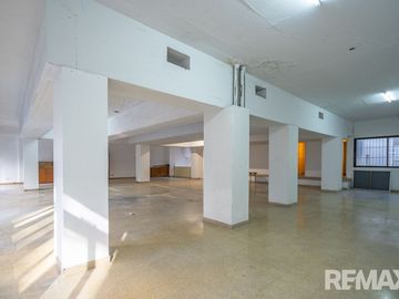 Alquiler Local y Oficina Microcentro 430m²
