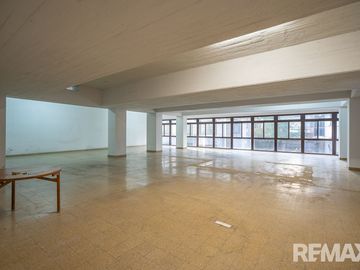 Alquiler Local y Oficina Microcentro 430m²