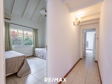 VENTA CASA 4amb BERMUDAS BARRIO CERRADO