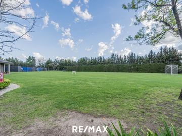 VENTA CASA 4amb BERMUDAS BARRIO CERRADO