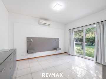 VENTA CASA 4amb BERMUDAS BARRIO CERRADO