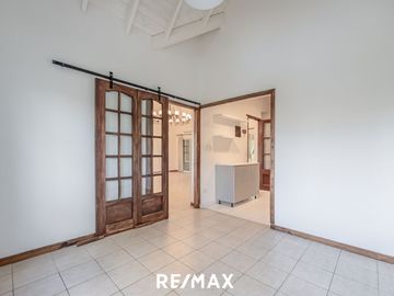 VENTA CASA 4amb BERMUDAS BARRIO CERRADO