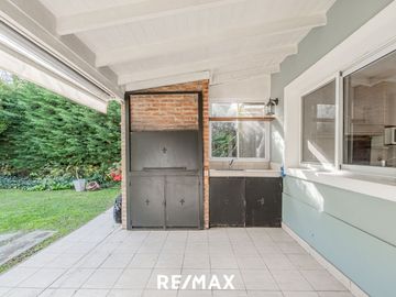 VENTA CASA 4amb BERMUDAS BARRIO CERRADO