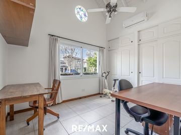 VENTA CASA 4amb BERMUDAS BARRIO CERRADO
