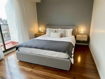 VENTA DE PISO 4 AMB. REFACCIONADO - COLEGIALES