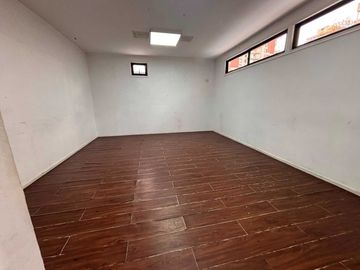 Local comercial en arriendo  en LAS CONDES