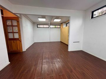 Local comercial en arriendo  en LAS CONDES