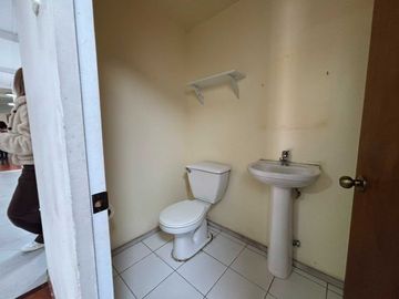 Local comercial en arriendo  en LAS CONDES