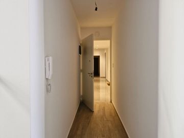 DEPTO EN VENTA PUNTA CHICA-3AMB TERRAZA- COCH CUB