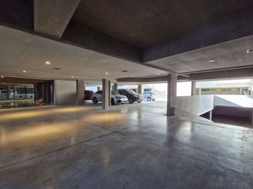 DEPTO EN VENTA PUNTA CHICA-3AMB TERRAZA- COCH CUB