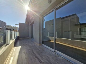 DEPTO EN VENTA PUNTA CHICA-3AMB TERRAZA- COCH CUB
