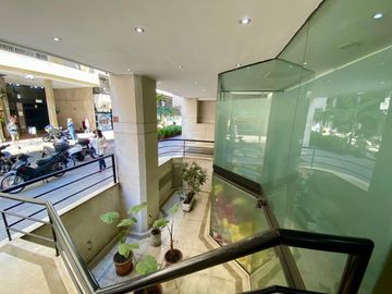 Local comercial alquiler Retiro
