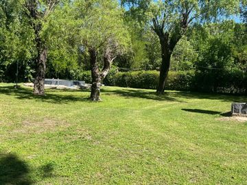CASA EN VENTA EN 20 DE JUNIO 4 AMB EN LOTE PROPIO