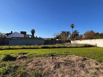 VENTA LOTE PH BARRIO SANTA RITA SAN ISIDRO 398M2