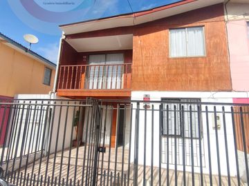 VENTA DE CASA TOTALMENTE REGULARIZADA
