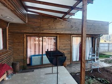 SE VENDE CASA CON CABAÑAS EQUIPADAS CAMINO RITOQUE QUINTERO