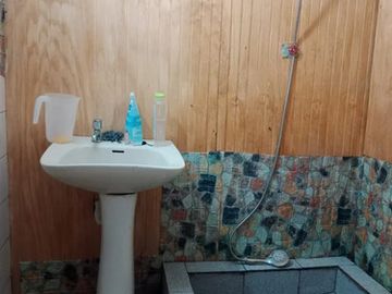 SE VENDE CASA CON CABAÑAS EQUIPADAS CAMINO RITOQUE QUINTERO