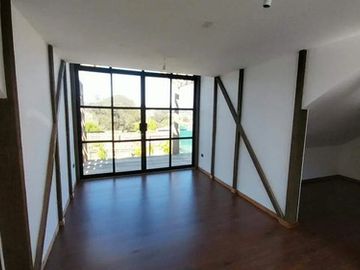 SE VENDE LINDA CASA  2 HAB, 2 BA, ESTAC, EN EL TABO