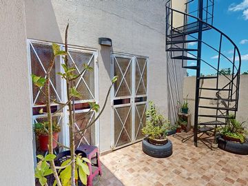 Venta  3 amb c/ terraza y cochera en Villa Urquiza