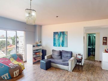 Venta  3 amb c/ terraza y cochera en Villa Urquiza