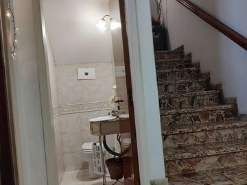 Hermoso Chalet - Acepta Permuta