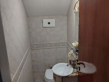 Hermoso Chalet - Acepta Permuta